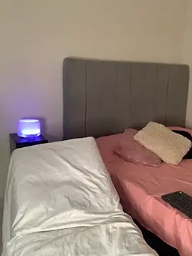 Julii- online show from 01/19/25, 09:34