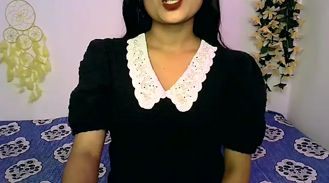 Snapshot of SIYA_MAVI chatting on 01/08/25, 10:37 SIYA MAVI online show from 01/08/25, 10:37