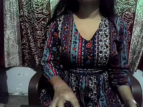 Snapshot of SIYA_MAVI chatting on 10/05/25, 02:21 SIYA MAVI online show from 10/05/25, 02:21