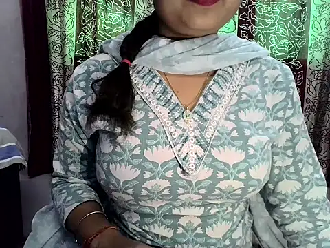 SIYA MAVI online show from 02/08/26, 08:18