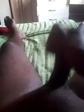 rodrig2107 online show from 04/17/26, 08:12