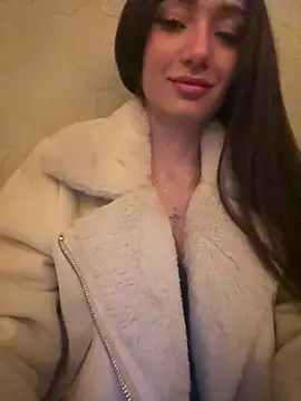 Snapshot of Maddy_Jones chatting on 01/22/25, 12:16 Maddy Jones online show from 01/22/25, 12:16