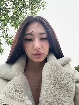 Snapshot of Maddy_Jones chatting on 01/26/25, 04:51 Maddy Jones online show from 01/26/25, 04:51