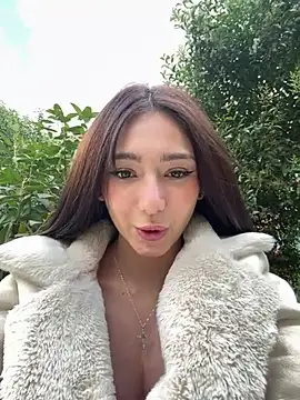 Snapshot of Maddy_Jones chatting on 01/26/25, 07:52 Maddy Jones online show from 01/26/25, 07:52