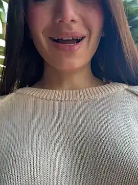 Snapshot of Maddy_Jones chatting on 01/31/25, 08:01 Maddy Jones online show from 01/31/25, 08:01