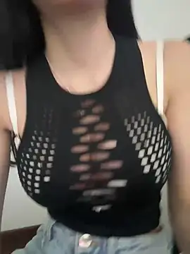 Snapshot of Maddy_Jones chatting on 02/13/25, 01:40 Maddy Jones online show from 02/13/25, 01:40