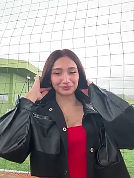 Snapshot of Maddy_Jones chatting on 02/14/25, 10:04 Maddy Jones online show from 02/14/25, 10:04