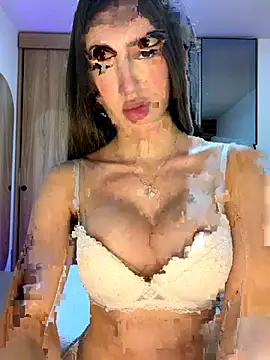 Snapshot of Maddy_Jones chatting on 11/25/25, 01:27 Maddy Jones online show from 11/25/25, 01:27