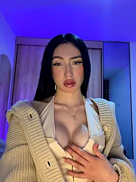 Snapshot of Maddy_Jones chatting on 12/03/25, 04:20 Maddy Jones online show from 12/03/25, 04:20