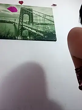 Anniee x online show from 04/24/26, 12:29