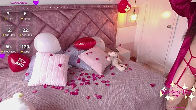 Charlotte  Miller online show from 02/14/25, 07:23