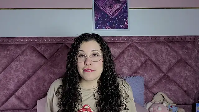 Charlotte  Miller online show from 09/12/25, 11:21