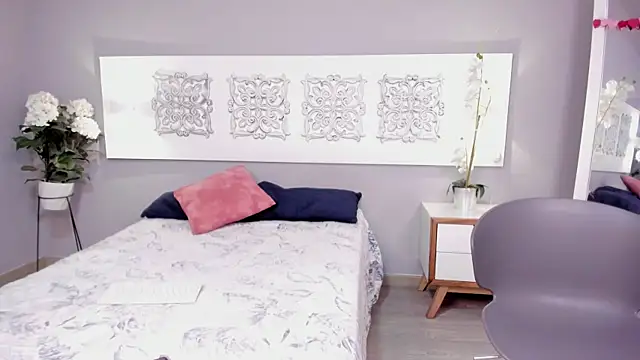 Snapshot of iriis_rosse chatting on 03/03/25, 09:26 iriis rosse online show from 03/03/25, 09:26