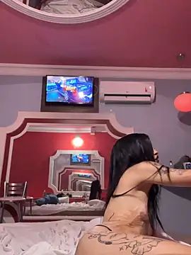 LawrencyLarry online show from 04/24/26, 02:14