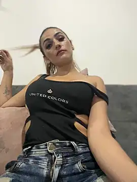 Snapshot of Samantha_bigboobs chatting on 02/25/25, 02:47 Samantha bigboobs online show from 02/25/25, 02:47