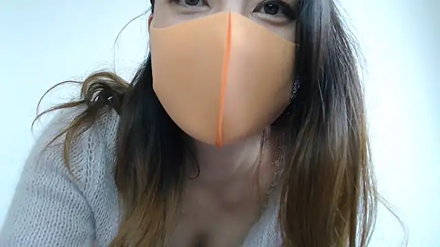 Snapshot of Mary-JP chatting on 01/16/25, 03:23 Mary-JP online show from 01/16/25, 03:23