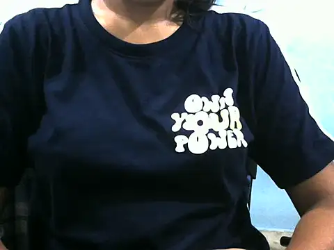 Snapshot of Misha_Sweett chatting on 06/19/26, 04:28 Misha Sweett online show from 06/19/26, 04:28