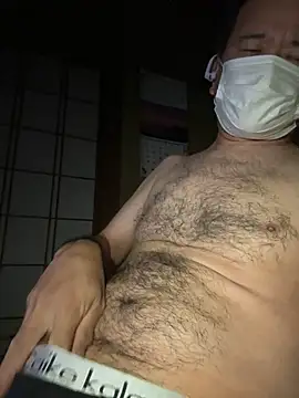 Snapshot of Ryo-j chatting on 10/16/25, 03:35 Ryo-j online show from 10/16/25, 03:35