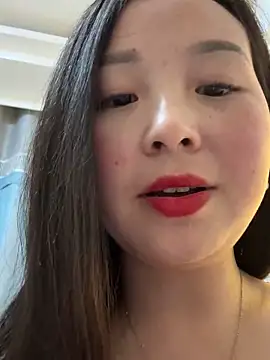 SSSniang- online show from 02/11/25, 05:26