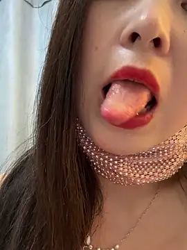 SSSniang- online show from 03/03/25, 01:09