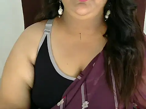 Snapshot of Jenny_lovee chatting on 05/06/26, 09:47 Jenny lovee online show from 05/06/26, 09:47