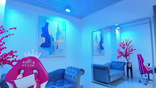 Snapshot of Arianna_sweeet chatting on 10/24/25, 03:36 Arianna sweeet online show from 10/24/25, 03:36