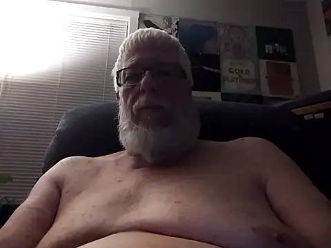 Snapshot of Futura_intx chatting on 09/21/25, 10:06 Futura intx online show from 09/21/25, 10:06