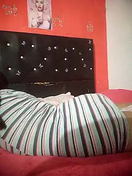 Snapshot of KeissyAngelique_doll chatting on 02/09/25, 07:27 KeissyAngelique doll online show from 02/09/25, 07:27