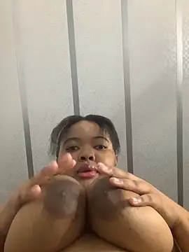 sexytinashe21 online show from 11/11/25, 09:04