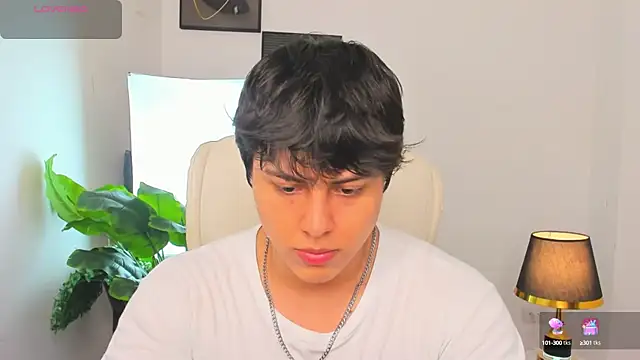 Snapshot of Thom_Ohtani chatting on 02/26/25, 11:37 Thom Ohtani online show from 02/26/25, 11:37