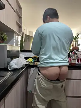 Thom Ohtani online show from 10/28/25, 07:27