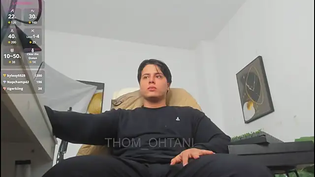 Snapshot of Thom_Ohtani chatting on 06/14/26, 04:25 Thom Ohtani online show from 06/14/26, 04:25