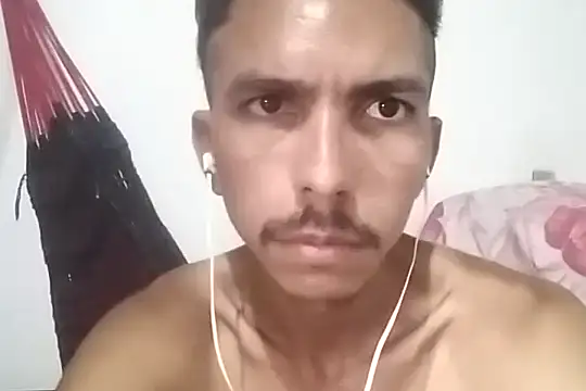 MagrinhoSaradoo online show from 02/14/25, 04:04