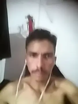 MagrinhoSaradoo online show from 02/21/25, 03:32