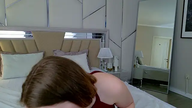 EllieGarson online show from 01/31/25, 10:21