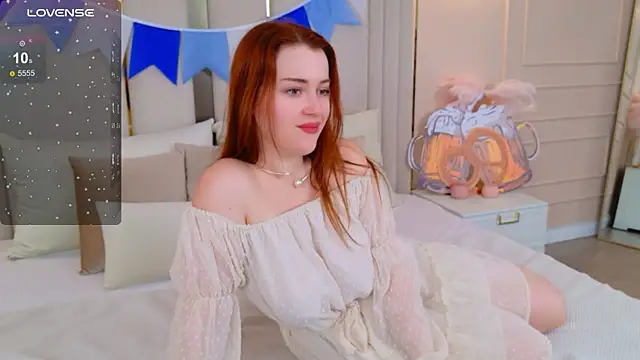 EllieGarson online show from 09/28/25, 05:07