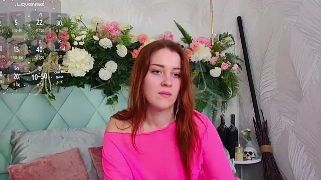 EllieGarson online show from 10/27/25, 05:28