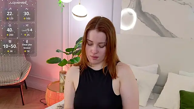 Snapshot of EllieGarson chatting on 06/04/26, 05:19 EllieGarson online show from 06/04/26, 05:19