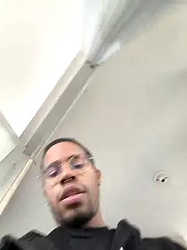 Snapshot of THEGOATHL chatting on 10/14/25, 07:14 THEGOATHL online show from 10/14/25, 07:14