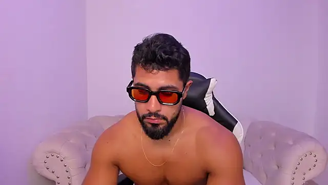 Santiago huntt online show from 03/14/26, 01:27