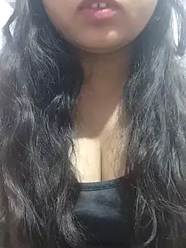 BigAssSarah online show from 01/04/25, 06:40