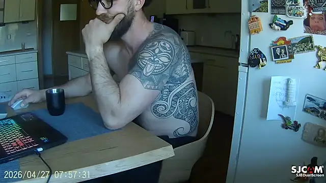 Snapshot of realdilf chatting on 04/27/26, 06:55 realdilf online show from 04/27/26, 06:55