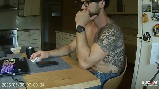Snapshot of realdilf chatting on 05/08/26, 05:57 realdilf online show from 05/08/26, 05:57