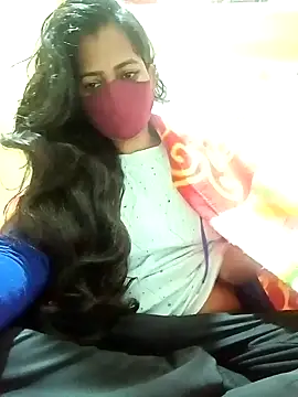 Snapshot of Pooja_cut chatting on 01/21/25, 02:00 Pooja cut online show from 01/21/25, 02:00