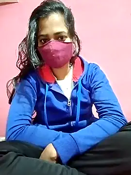 Snapshot of Pooja_cut chatting on 01/24/25, 12:41 Pooja cut online show from 01/24/25, 12:41
