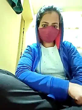 Snapshot of Pooja_cut chatting on 02/01/25, 05:26 Pooja cut online show from 02/01/25, 05:26