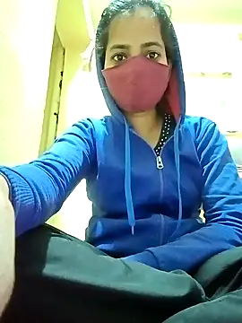 Snapshot of Pooja_cut chatting on 02/06/25, 04:25 Pooja cut online show from 02/06/25, 04:25
