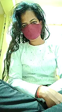Snapshot of Pooja_cut chatting on 02/11/25, 01:10 Pooja cut online show from 02/11/25, 01:10