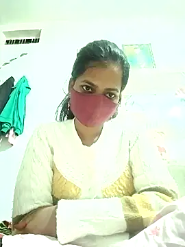 Snapshot of Pooja_cut chatting on 02/18/25, 05:42 Pooja cut online show from 02/18/25, 05:42