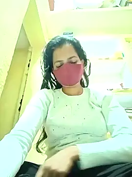 Snapshot of Pooja_cut chatting on 02/25/25, 04:53 Pooja cut online show from 02/25/25, 04:53